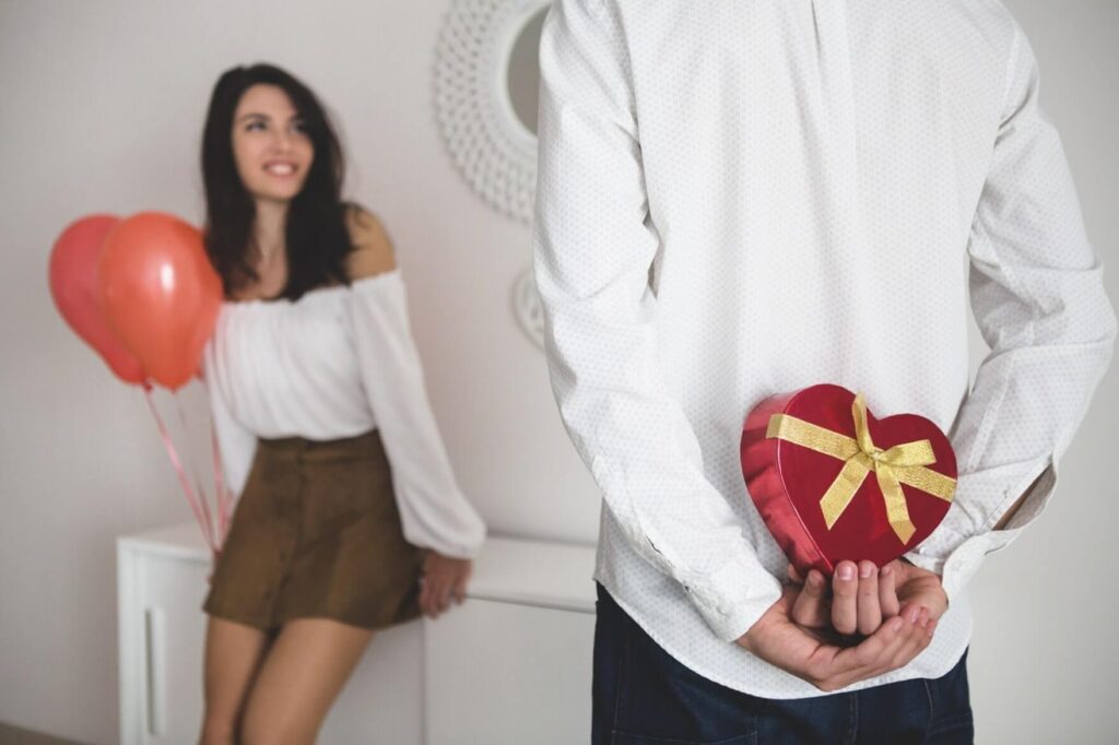 Organisez une surprise comme cadeau saint valentin femme.png