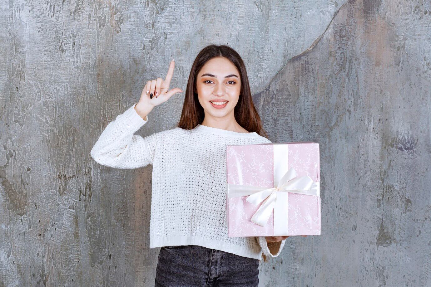 Top 20+ idées cadeaux femme 20 ans qui explorent de l’élegance